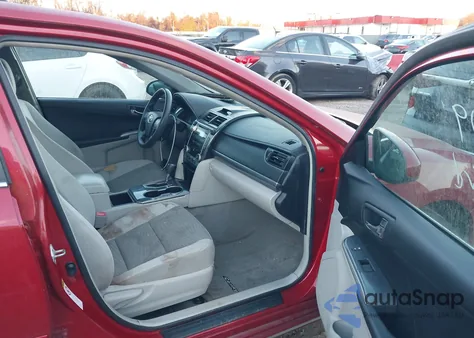 2012 Toyota Camry Hybrid Le z USA, uszkodzony, nr VIN 4T1BD1FKXCU001824